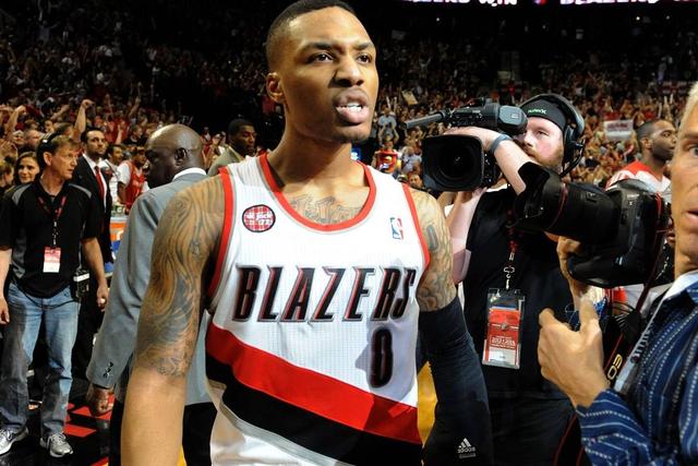 约基奇大三双掘金负骑士 独行侠送奇才16连败